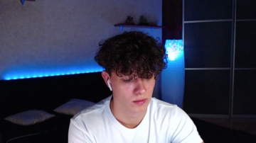 Cute_Booyy  05-10-2021 video lingerie